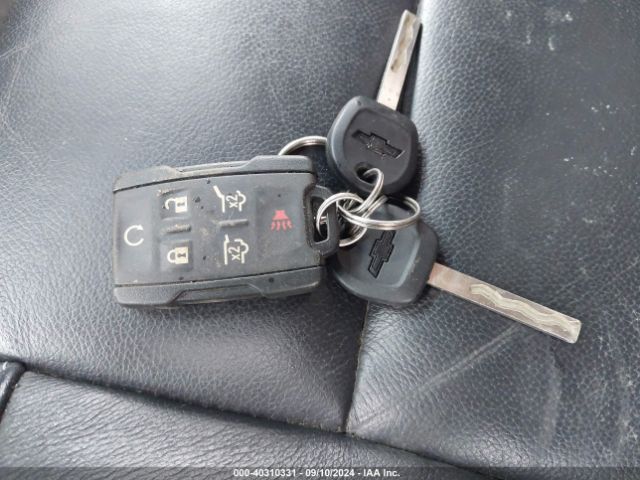1GNSKHKC1KR240494 Chevrolet Suburban Lt