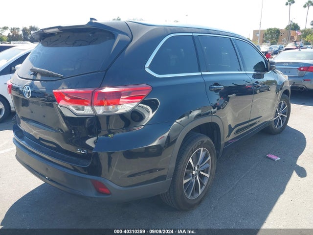 Toyota Highlander Xle 2017 5TDKZRFHXHS510140 Image 4