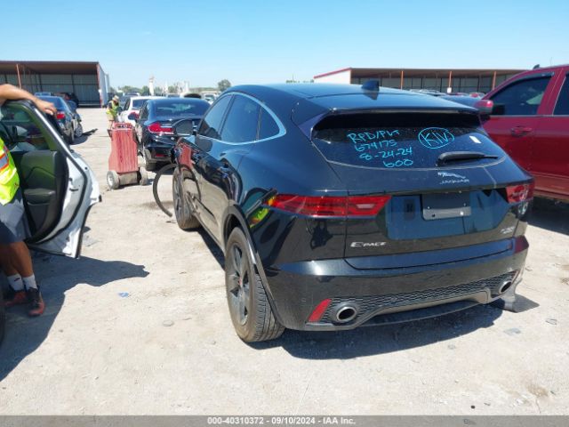 2018 JAGUAR E-PACE SADFL2GX2J1Z08515 Photo 2