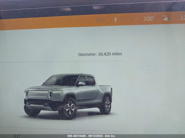 Rivian R1t Adventure 2022 7FCTGAAA3NN011228 Image 7