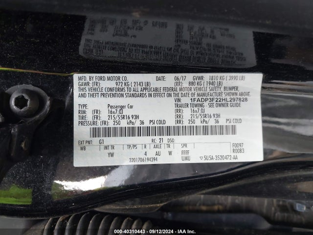 Ford FOCUS SE 2017 1FADP3F22HL297828 Image 9