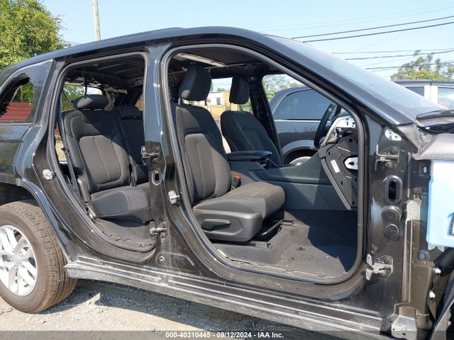1C4RJHAG1R8590285 Jeep Grand Cherokee Laredo X 4x4