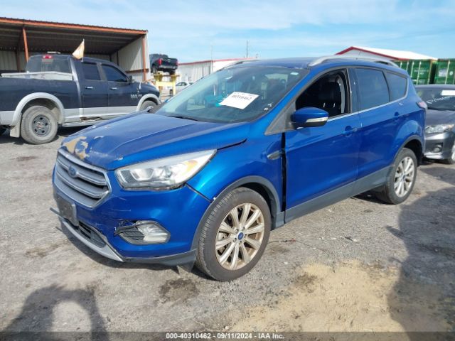 1FMCU0J95HUF09516 Ford Escape Titanium