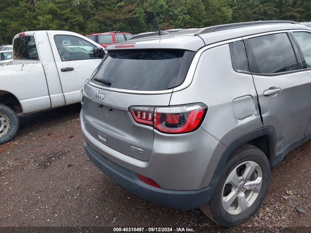 Jeep Compass Latitude 4x4 2019 3C4NJDBB2KT850453 Image 4