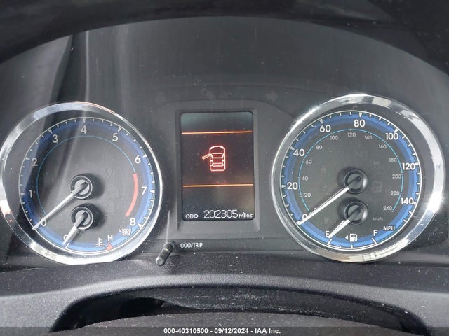 Toyota COROLLA LE 2018 2T1BURHE9JC052204 Image 15