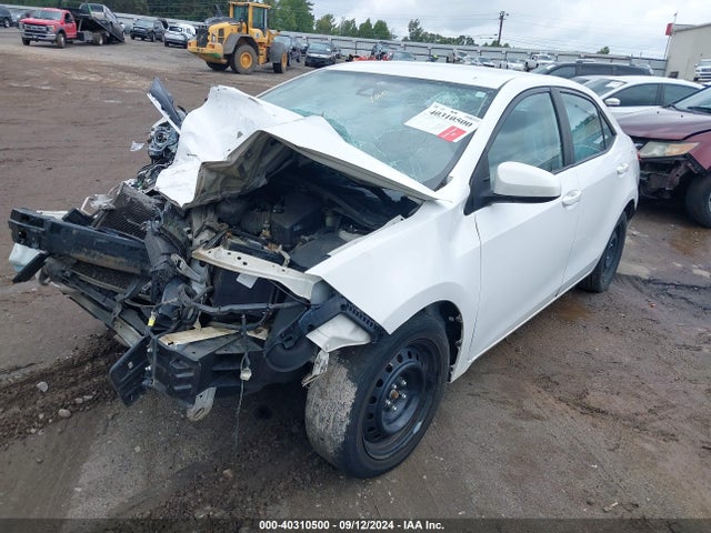 Toyota COROLLA LE 2018 2T1BURHE9JC052204 Image 18