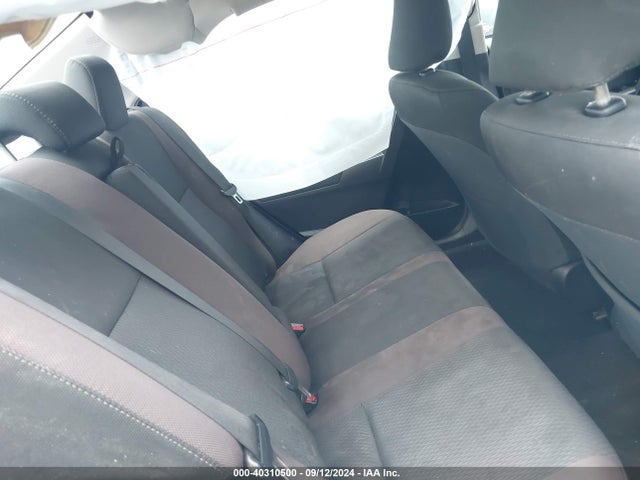 Toyota COROLLA LE 2018 2T1BURHE9JC052204 Image 8