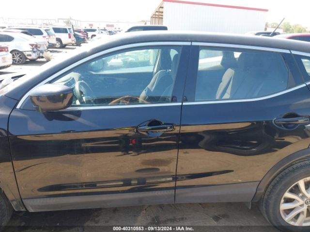 JN1BJ1AV9MW568307 Nissan Rogue Sport S Fwd Xtronic Cvt