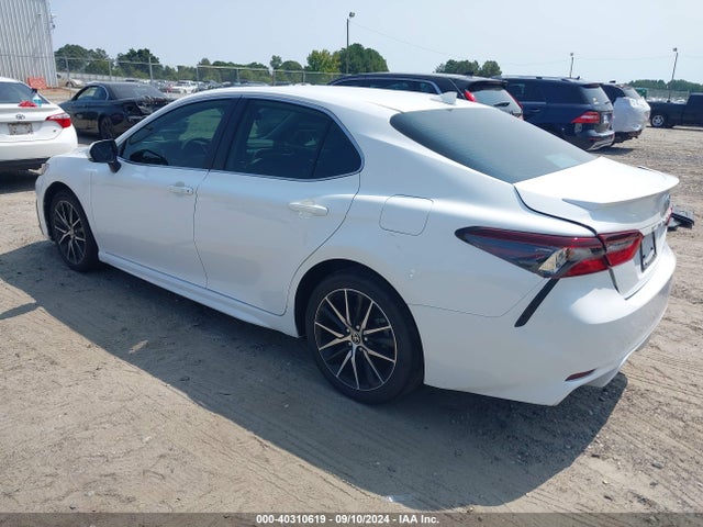 Toyota CAMRY SE 2024 4T1G11AK0RU237820 Image 3