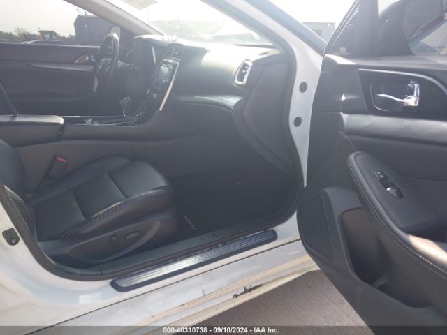 1N4AA6AP1JC395537 Nissan Maxima 3.5 Sl