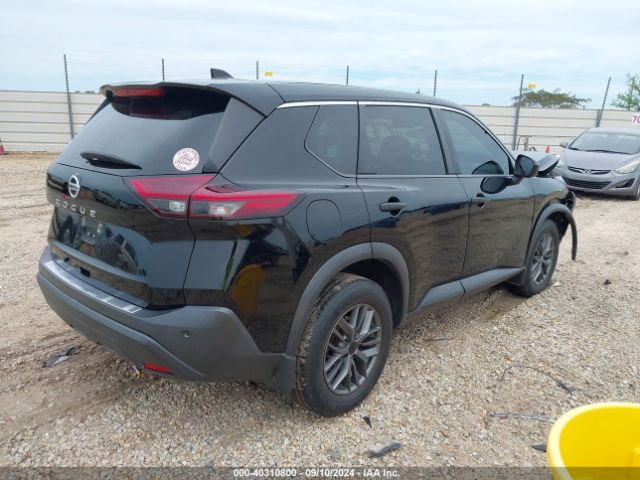 5N1AT3AA9MC702452 Nissan Rogue S Fwd