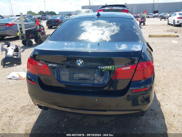 BMW 528i Xdrive 2014 WBA5A7C57ED619940 Image 17