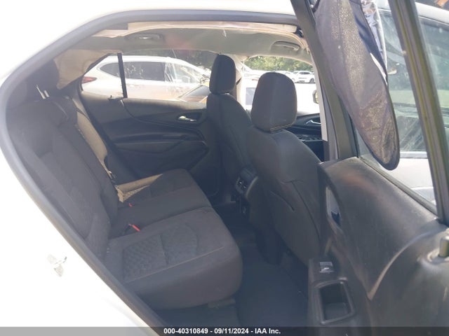 Chevrolet EQUINOX LT 2019 2GNAXUEV9K6185064 Image 8
