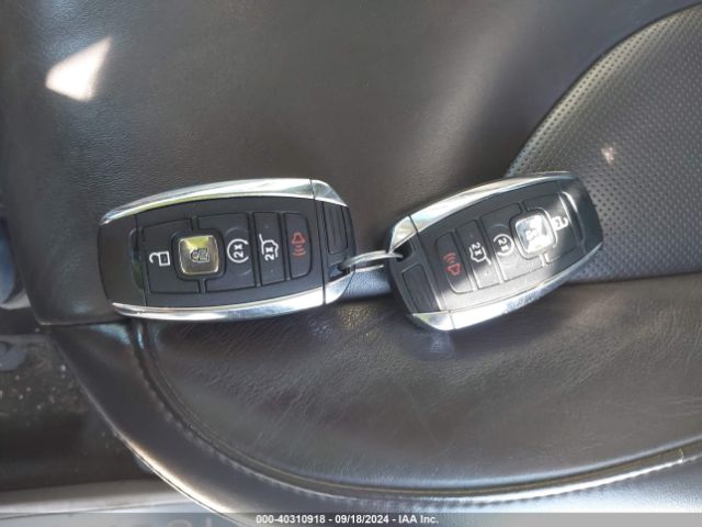 5LMCJ2C9XKUL30507 Lincoln MKC SELECT