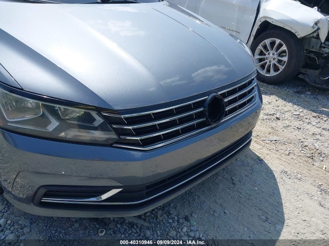 1VWAT7A39GC051824 Volkswagen Passat 1.8t S