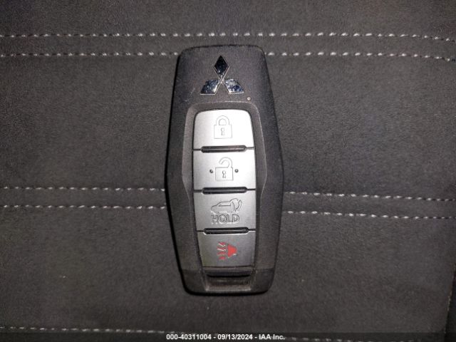 JA4J4UA8XNZ079842 Mitsubishi Outlander Se 2.5 S-awc