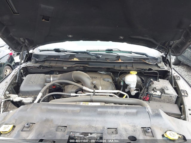 3C6RR7LT4JG266072 RAM 1500 Big Horn  4x4 5'7 Box