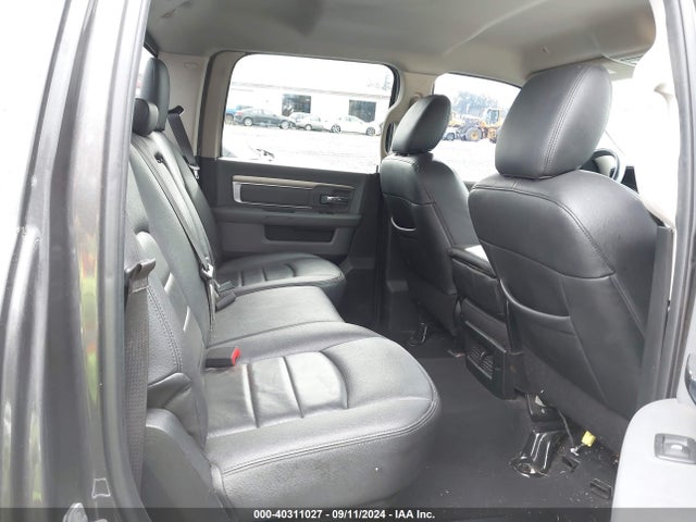 3C6RR7LT4JG266072 RAM 1500 Big Horn  4x4 5'7 Box