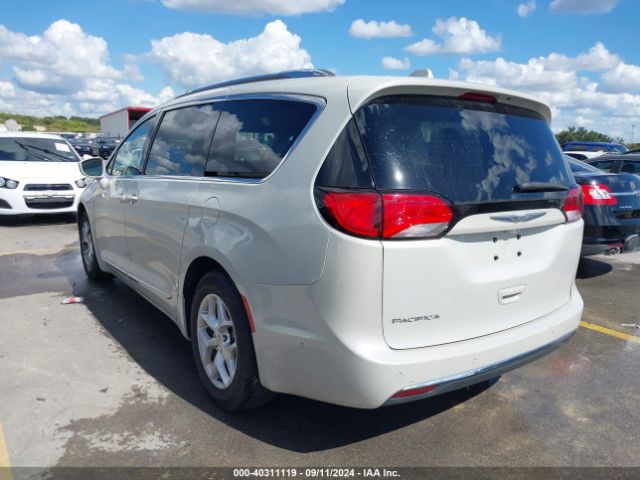 2C4RC1EG0HR564730 Chrysler Pacifica Touring-l Plus