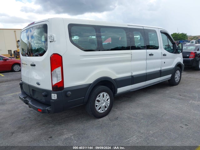 1FBZX2ZM1FKA94430 Ford Transit-350 Xlt