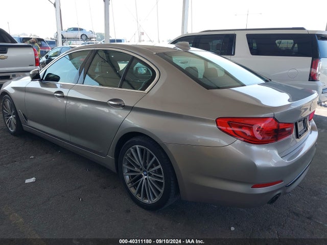 WBAJA5C33HG898016 BMW 530I