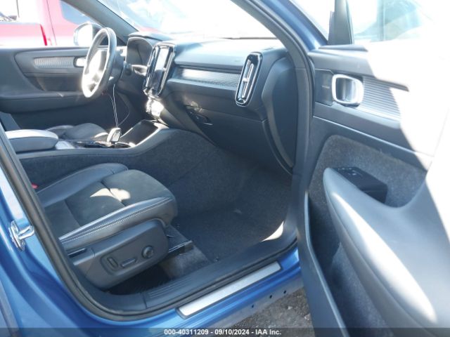 YV4162UM5M2460256 Volvo Xc40 T5 R-design