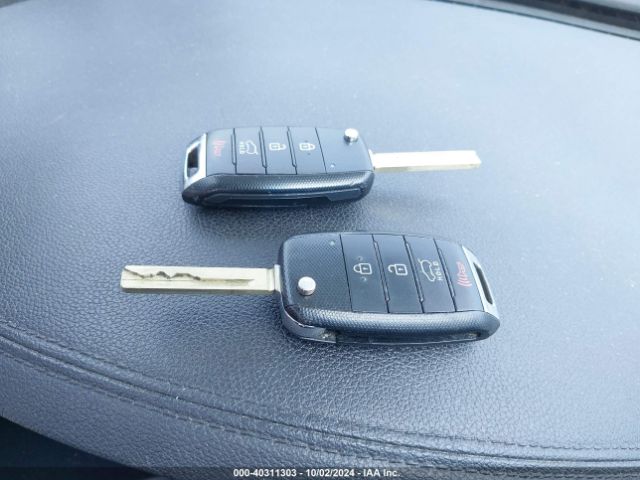 5XYPGDA34JG398481 KIA Sorento 2.4l Lx