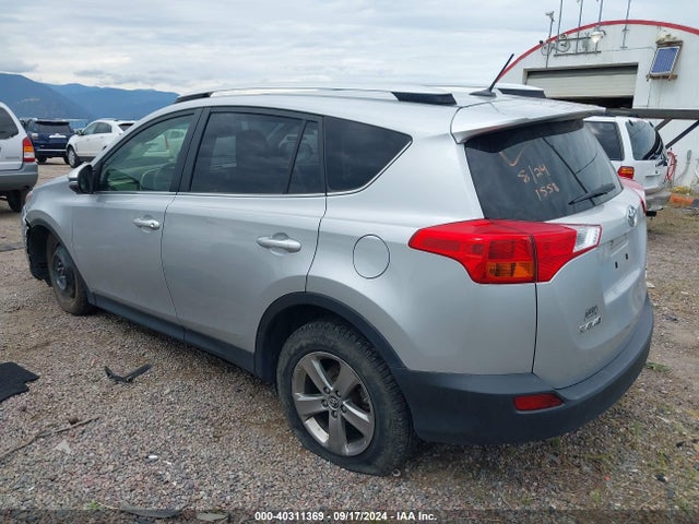 Toyota Rav4 Xle 2015 JTMRFREV9FD121688 Image 3