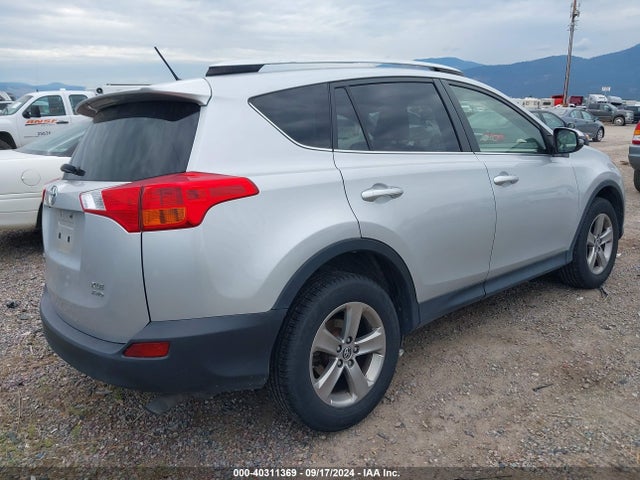 Toyota Rav4 Xle 2015 JTMRFREV9FD121688 Image 4