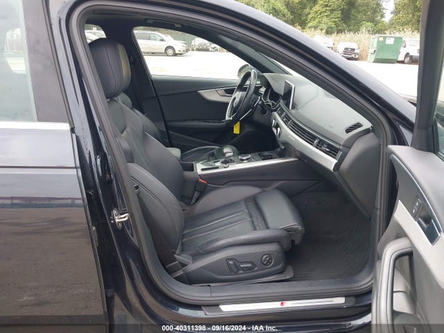 2018 AUDI A4 WAUFNAF4XJA124698 Photo 4
