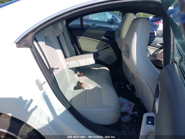 WDDSJ4GB9JN583313 Mercedes-Benz CLA 250 4MATIC