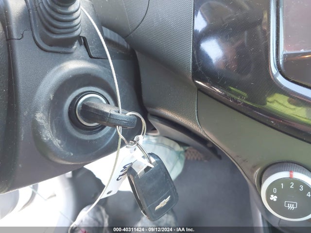 Chevrolet Spark 1lt Cvt 2015 KL8CD6S93FC725673 Image 11