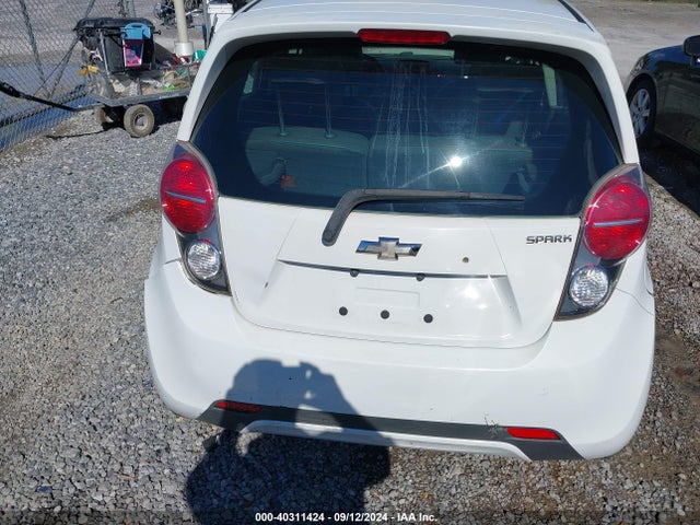 Chevrolet Spark 1lt Cvt 2015 KL8CD6S93FC725673 Image 16