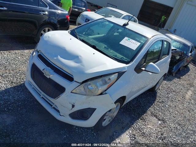 Chevrolet Spark 1lt Cvt 2015 KL8CD6S93FC725673 Image 2