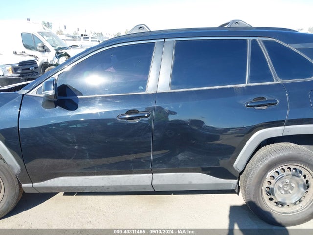 Toyota RAV4 LE 2019 2T3K1RFV7KW050311 Image 15