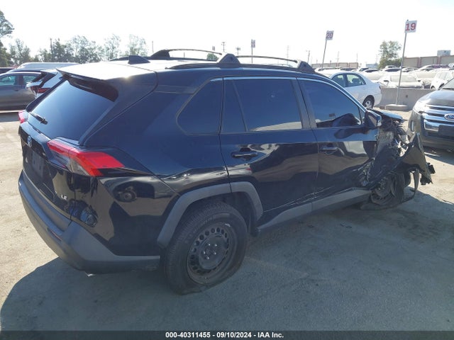 Toyota RAV4 LE 2019 2T3K1RFV7KW050311 Image 4