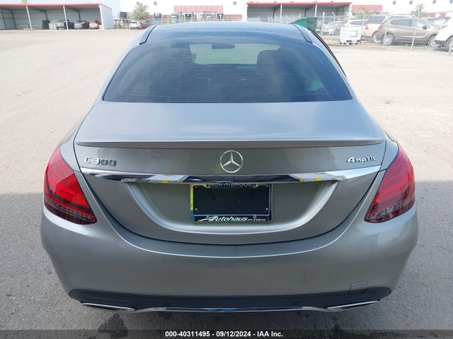 W1KWF8EB5LR581504 Mercedes-Benz C 300 4matic