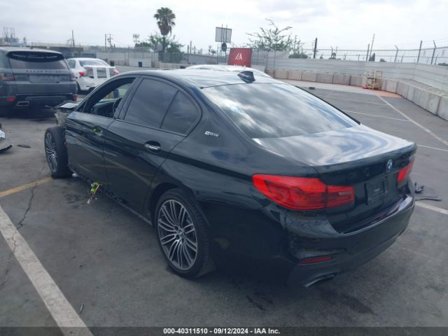 WBAJA9C5XJB033989 BMW 530e Iperformance