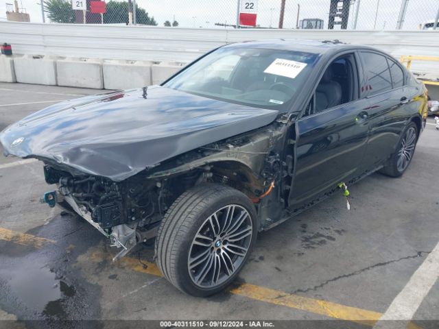 WBAJA9C5XJB033989 BMW 530e Iperformance