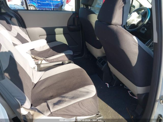 JM1CW2BL3F0178878 Mazda Mazda5 Sport