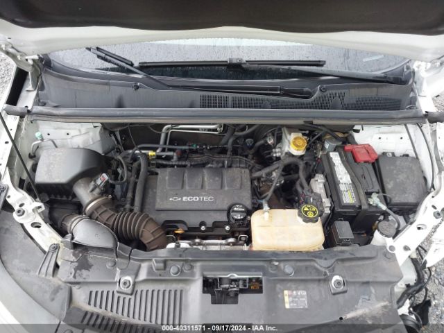 3GNCJKSB9JL229941 Chevrolet TRAX LS