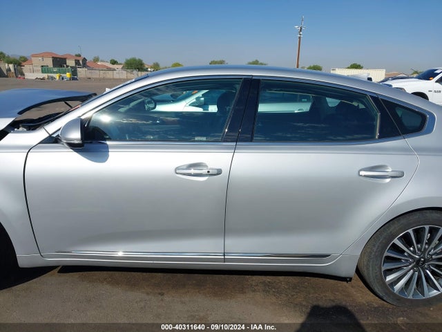 KIA Cadenza Premium 2018 KNALB4J18J5100645 Image 14