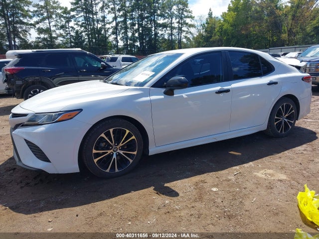 Toyota CAMRY SE 2019 4T1B11HK5KU298232 Image 2