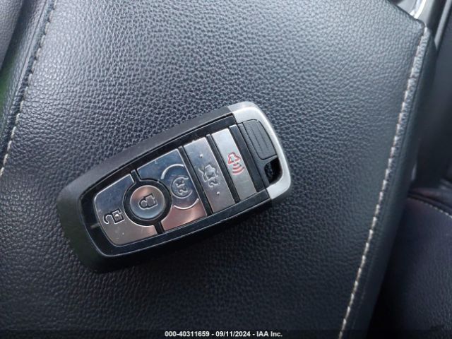 3FA6P0MU7KR131986 Ford Fusion Hybrid Sel