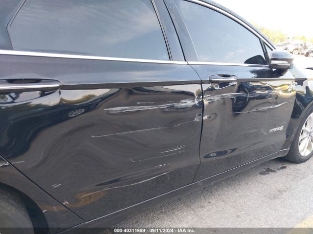 3FA6P0MU7KR131986 Ford Fusion Hybrid Sel