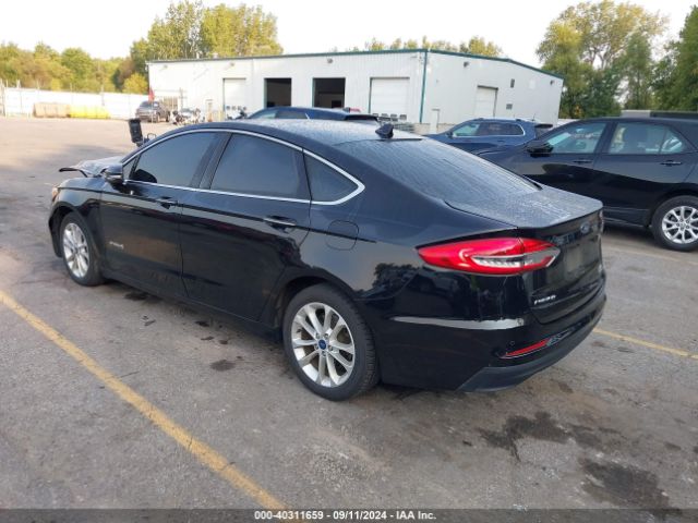 3FA6P0MU7KR131986 Ford Fusion Hybrid Sel