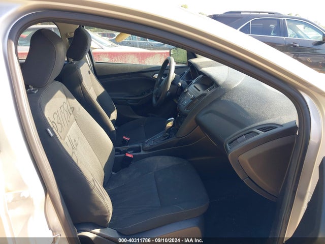 Ford FOCUS SE 2015 1FADP3K23FL342486 Image 5