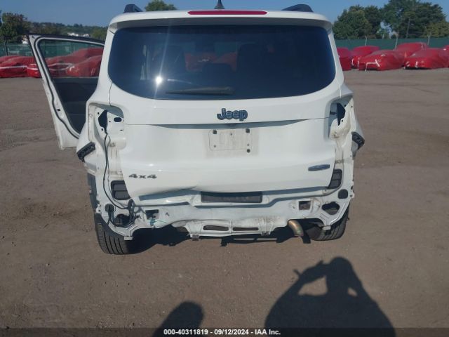 ZACCJBBT1FPC28363 Jeep Renegade Latitude