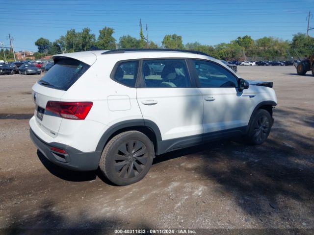 3VVMX7B23NM055701 Volkswagen Taos 1.5t S