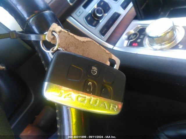 2013 JAGUAR XF SAJWJ0EF3D8S81093 Photo 10